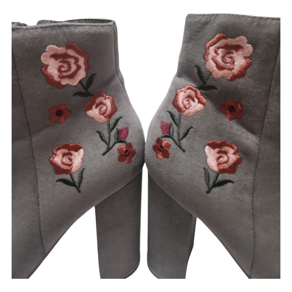 Report Gray Floral Embroidered Suede Ankle Boots Booties Women's Size 7.5 - Picture 11 of 15